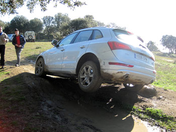 Curso Terranatur de conducción 4x4 de vehículos todoterrenos y Todo caminos